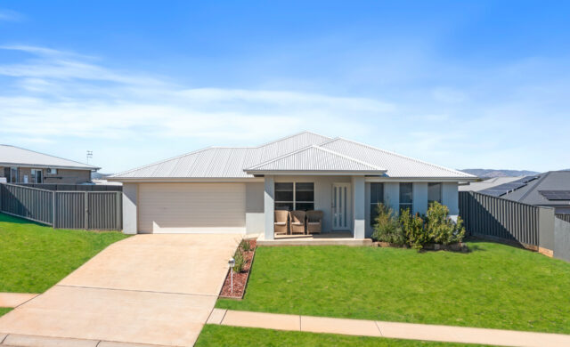 For Sale - 19 Hone Creek Drive - New Property in Caerleon - Real Estate by Alyse Withers