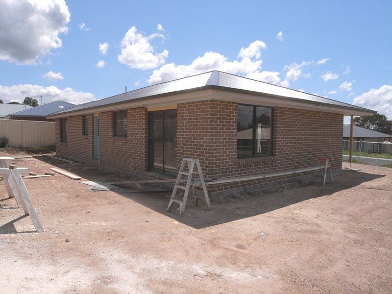 Sold - 6 Dunphy Crescent - New Property in MUDGEE - Real Estate by