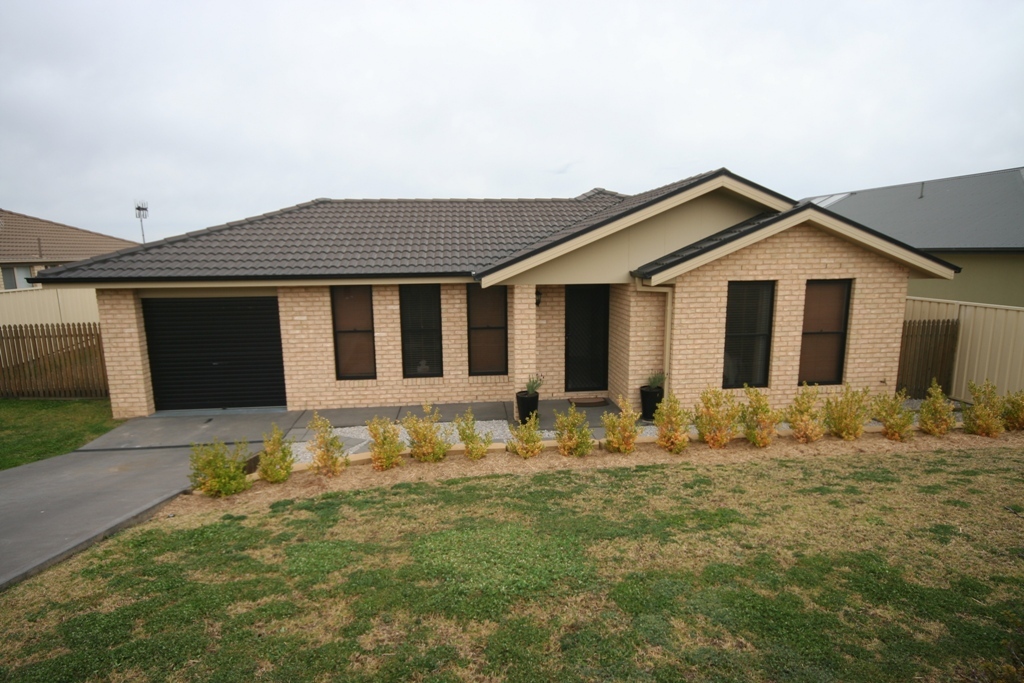 Sold - 69 White Circle - New Property in Mudgee - Real Estate by