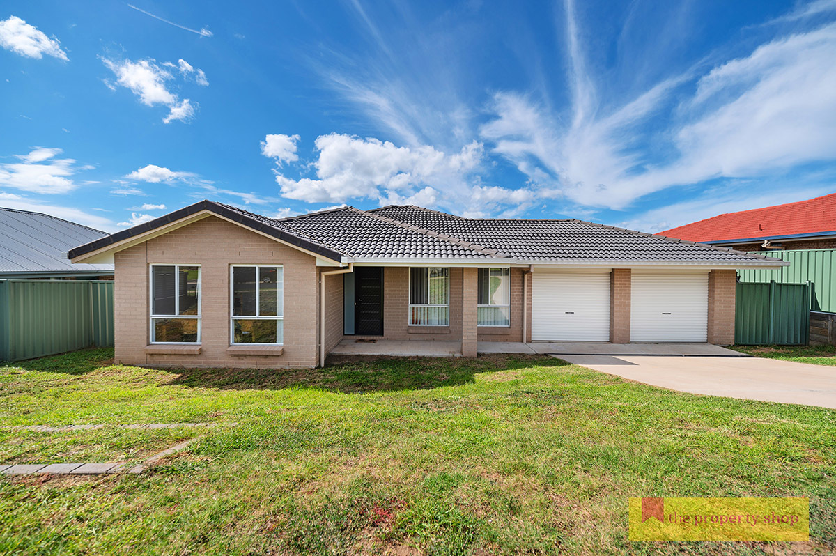 Sold - 57 Banjo Paterson Avenue - New Property in Mudgee - Real Estate by David Goldring