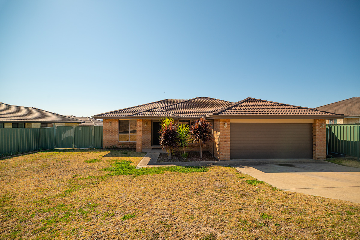 Sold - 23 Banjo Paterson Avenue - New Property in Mudgee - Real Estate by David Goldring